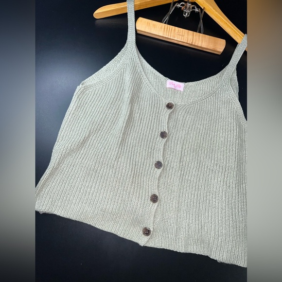 Pink Lily Tops - Pink Lily Green Knit Crop Top Size XL EUC